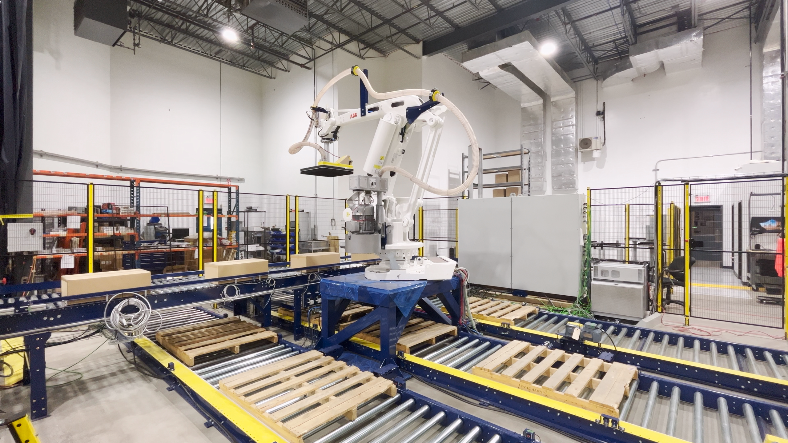Automated palletising, mixed boxes 4